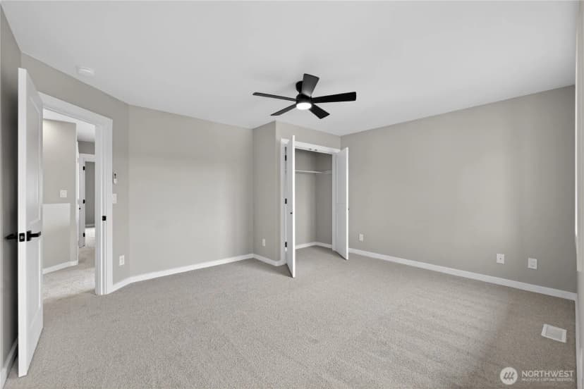Property photo for 26518 Ne Kennedy Drive, Duvall photo 32