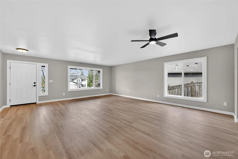 Property photo for 26518 Ne Kennedy Drive, Duvall photo 18