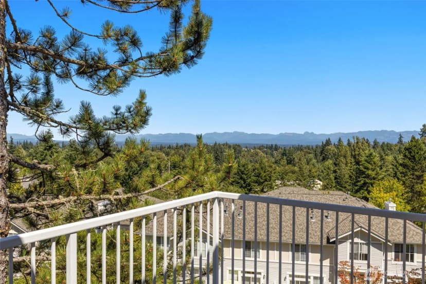 Property photo for 5239 164th Avenue Se #14-3, Bellevue photo 8