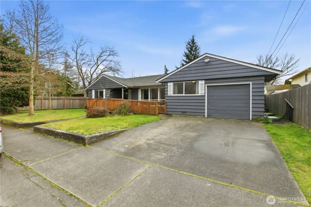 Property photo for 924 7th Avenue Nw, Puyallup