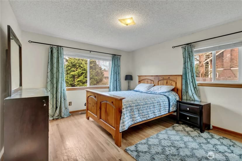 Property photo for 924 7th Avenue Nw, Puyallup photo 20