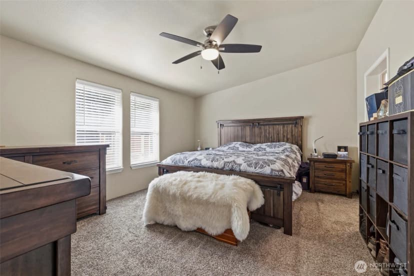 Property photo for 371 Sunset Drive, Oak Harbor photo 23
