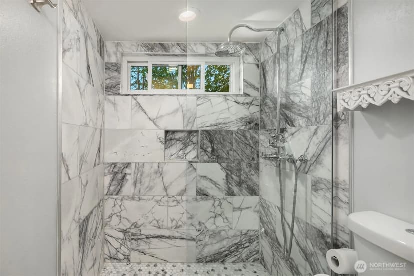 Property photo for 13731 42nd Place Ne, Seattle photo 18