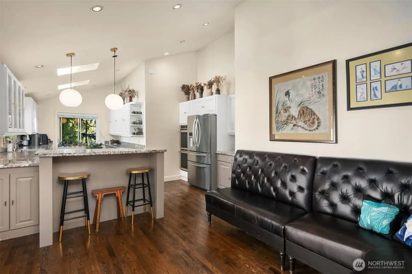 Property photo for 13731 42nd Place Ne, Seattle photo 9