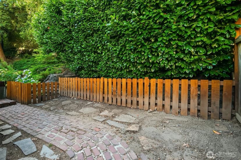 Property photo for 13731 42nd Place Ne, Seattle photo 26