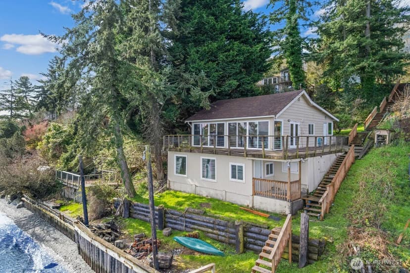 Property photo for 8032 Sw Hawthorne Lane, Vashon photo 2
