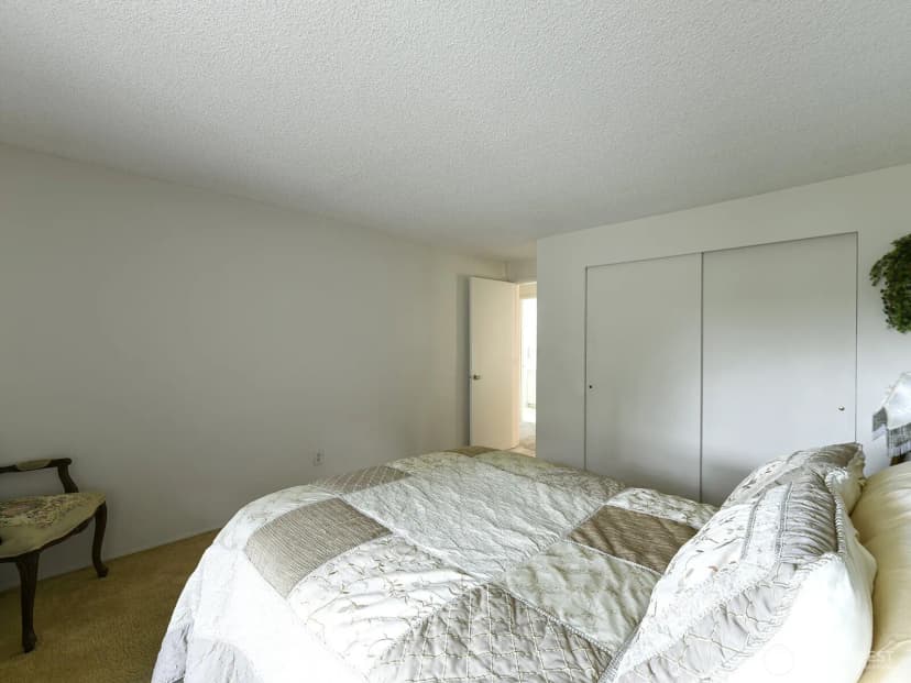 Property photo for 7713 Zircon Drive Sw, Lakewood photo 18