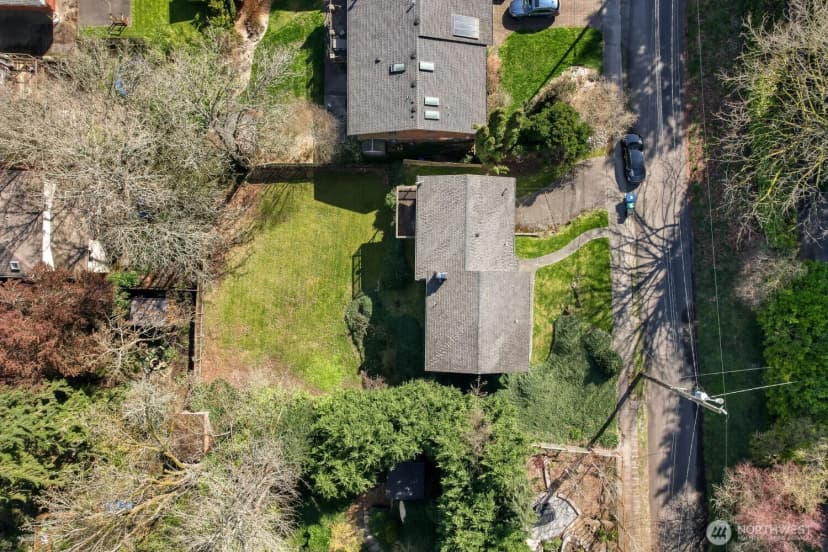 Property photo for 4712 44th Avenue S, Seattle photo 8