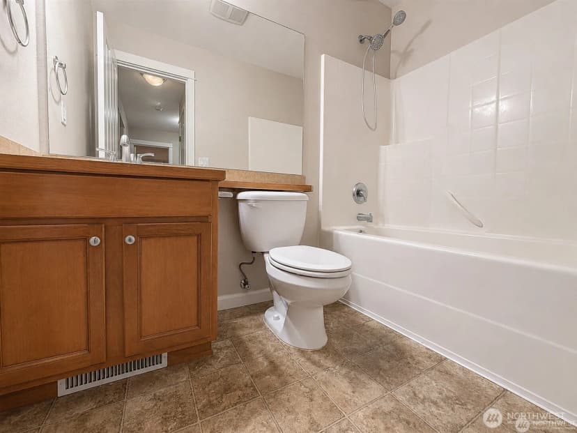 Property photo for 4158 Se Fairway Circle, Port Orchard photo 6