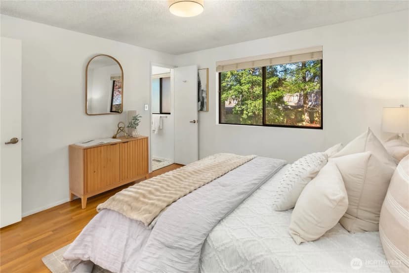 Property photo for 14514 Ne 5th Street, Bellevue photo 14