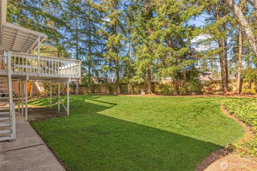 Property photo for 14514 Ne 5th Street, Bellevue photo 2