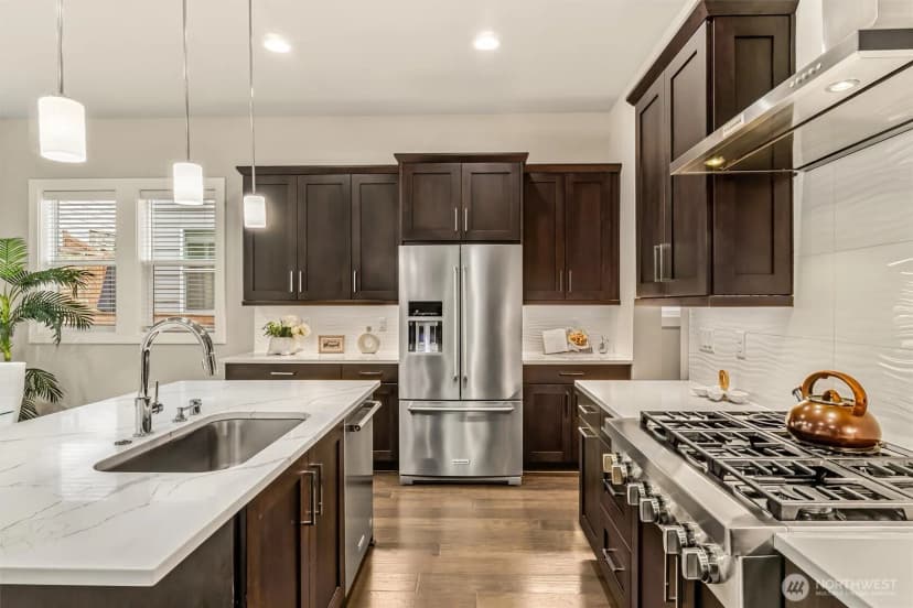 Property photo for 24509 Ne 13th Place, Sammamish photo 14
