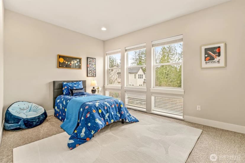 Property photo for 24509 Ne 13th Place, Sammamish photo 28