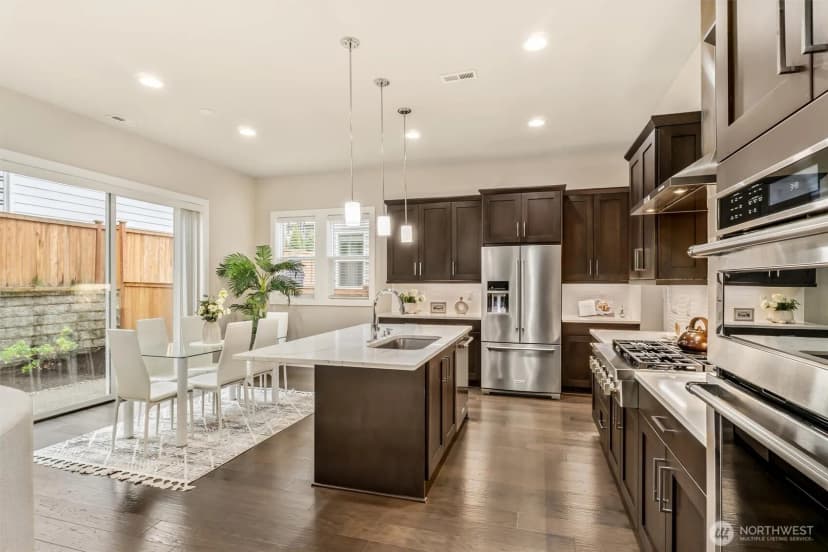 Property photo for 24509 Ne 13th Place, Sammamish photo 10