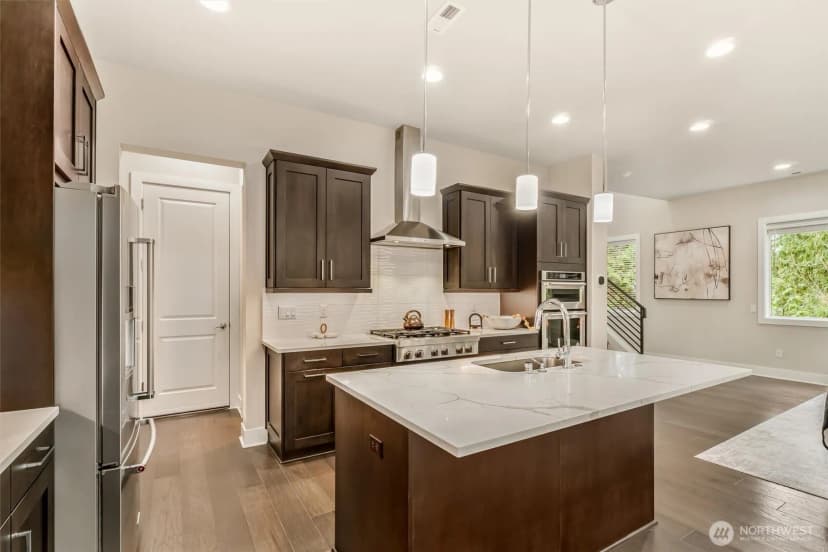 Property photo for 24509 Ne 13th Place, Sammamish photo 13