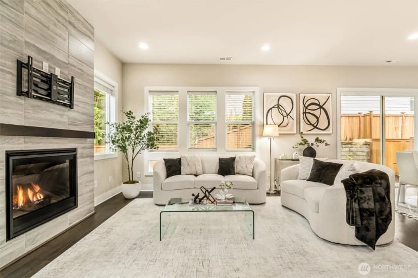 Property photo for 24509 Ne 13th Place, Sammamish photo 7