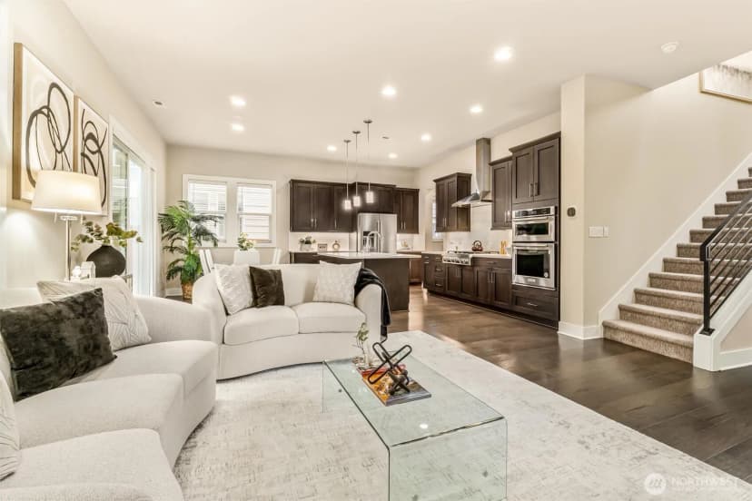 Property photo for 24509 Ne 13th Place, Sammamish photo 9
