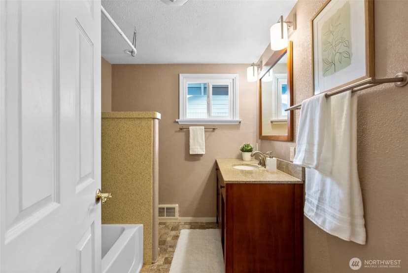 Property photo for 3645 67th Avenue W, University Place photo 13