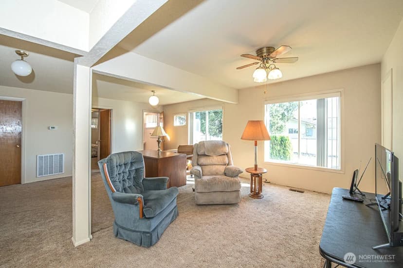 Property photo for 318 Ne Lambert Avenue, College Place photo 9