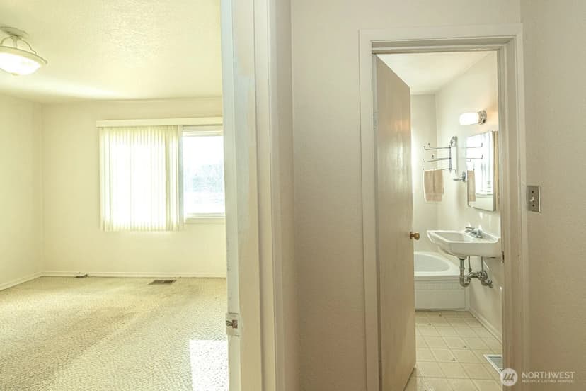 Property photo for 318 Ne Lambert Avenue, College Place photo 11
