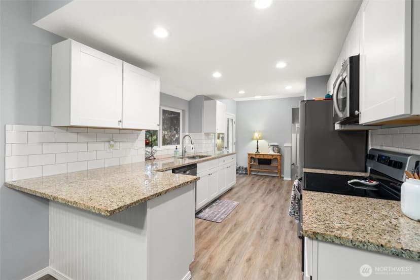 Property photo for 6014 207th Avenue E, Bonney Lake photo 8