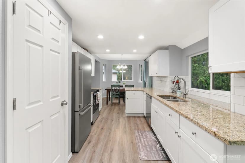 Property photo for 6014 207th Avenue E, Bonney Lake photo 7