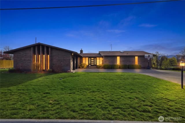 Property photo for 1319 Barleen Drive, Walla Walla