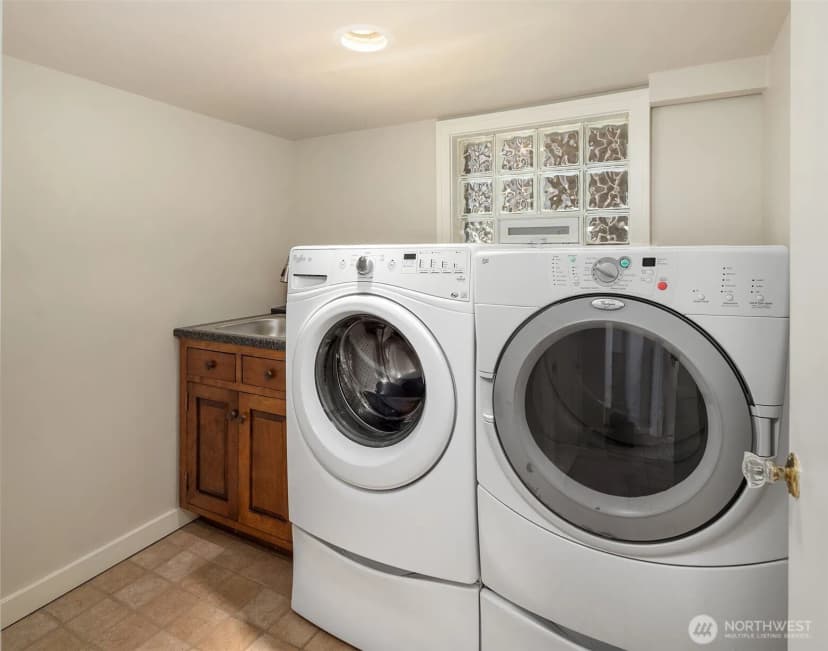 Property photo for 4737 46th Avenue Ne, Seattle photo 20