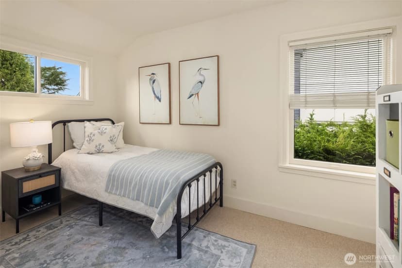 Property photo for 4737 46th Avenue Ne, Seattle photo 19