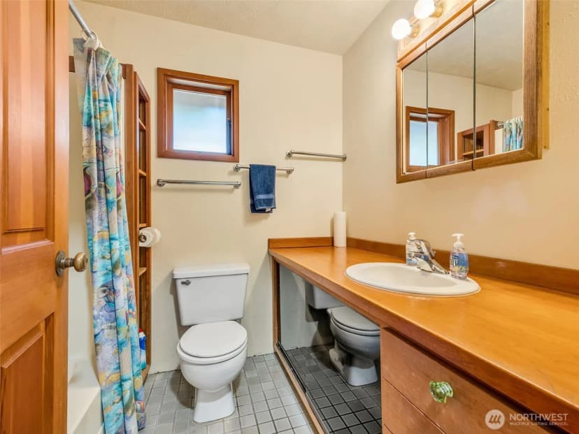 Property photo for 25906 Sandridge Road, Ocean Park photo 35