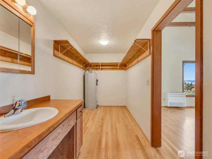 Property photo for 25906 Sandridge Road, Ocean Park photo 31