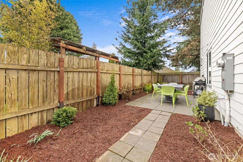 Property photo for 7344 23rd Avenue Nw #b, Seattle photo 26