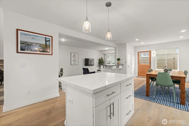 Property photo for 7344 23rd Avenue Nw #b, Seattle photo 5