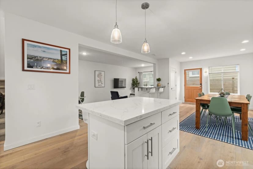Property photo for 7344 23rd Avenue Nw #b, Seattle photo 5