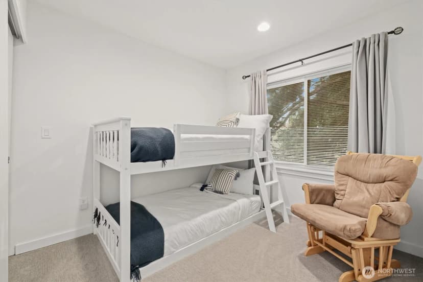 Property photo for 7344 23rd Avenue Nw #b, Seattle photo 17