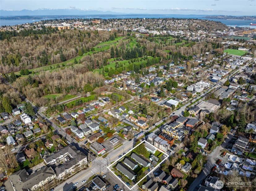 Property photo for 5222 -36 Delridge Way Sw, Seattle photo 6