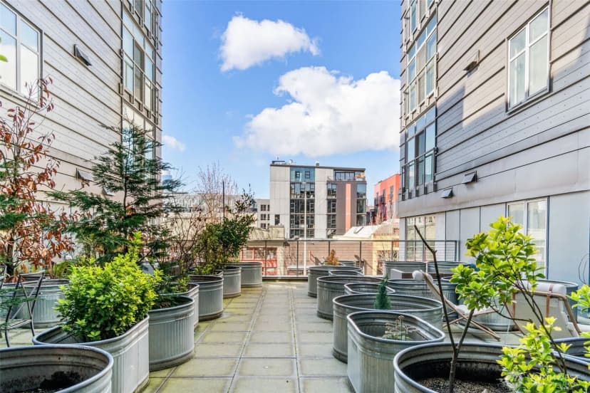 Property photo for 1414 12th Avenue #406, Seattle photo 25