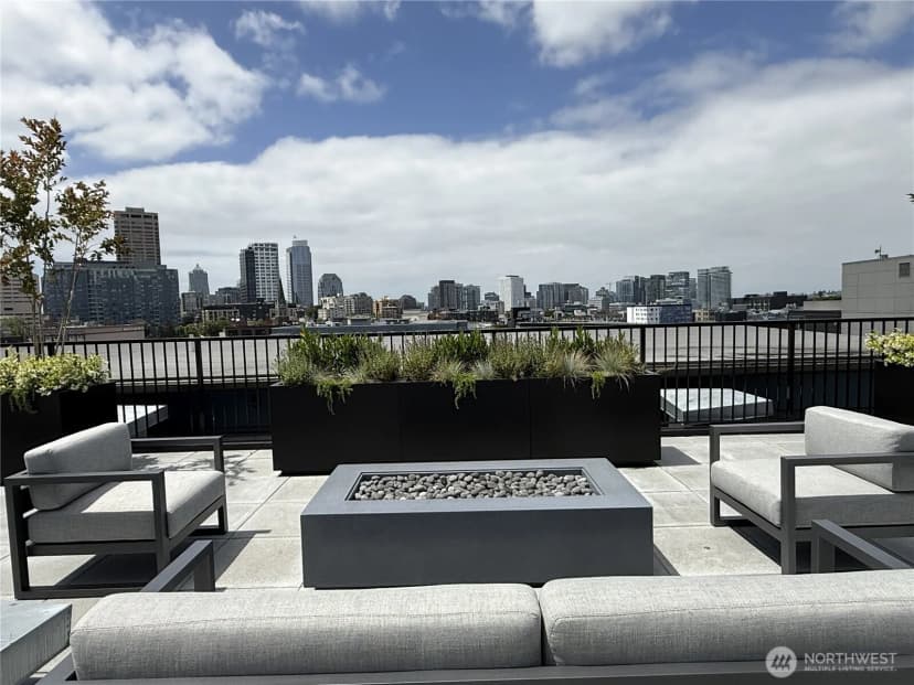 Property photo for 1414 12th Avenue #406, Seattle photo 21
