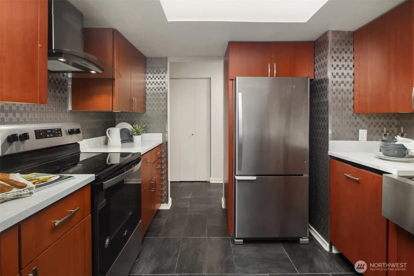 Property photo for 17417 Ashworth Avenue N #203, Shoreline photo 9