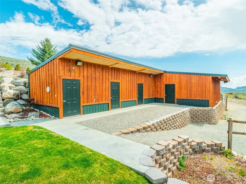 Property photo for 22525 Highway 20, Okanogan photo 32