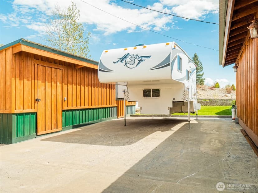 Property photo for 22525 Highway 20, Okanogan photo 8