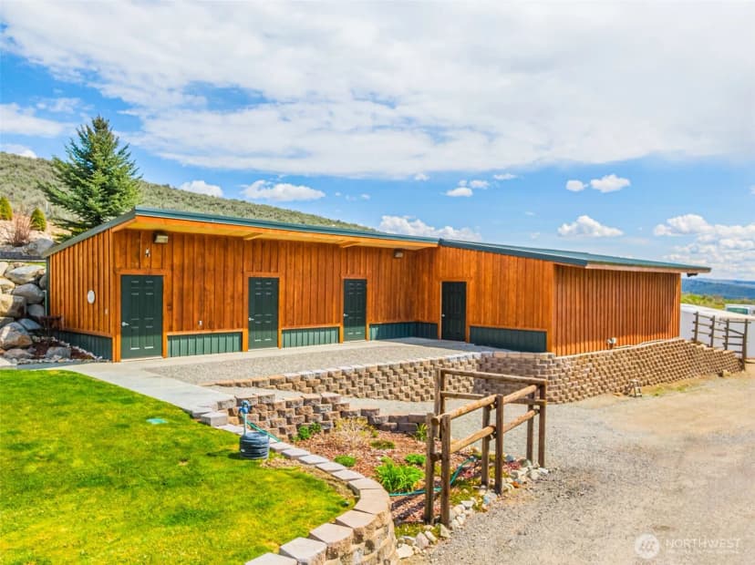 Property photo for 22525 Highway 20, Okanogan photo 10