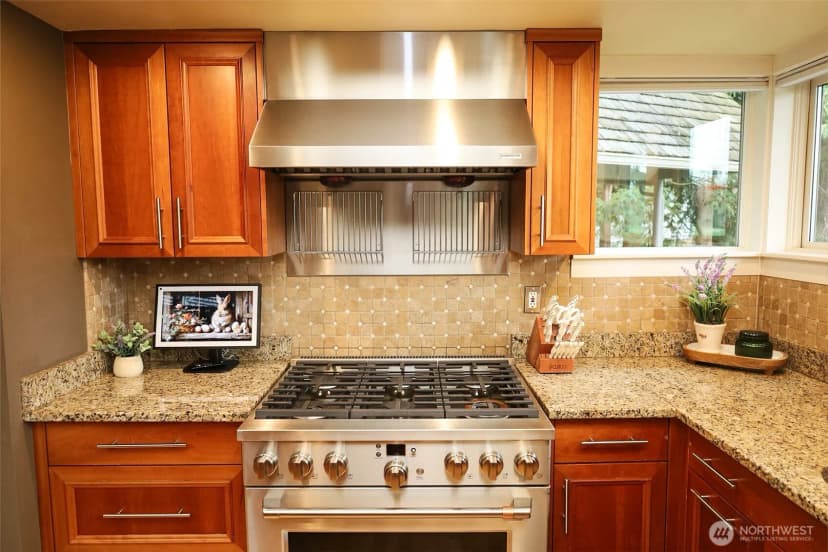 Property photo for 8777 Goshawk Road, Blaine photo 9