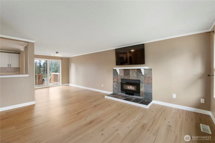 Property photo for 10202 58th Avenue Ct E, Puyallup photo 7