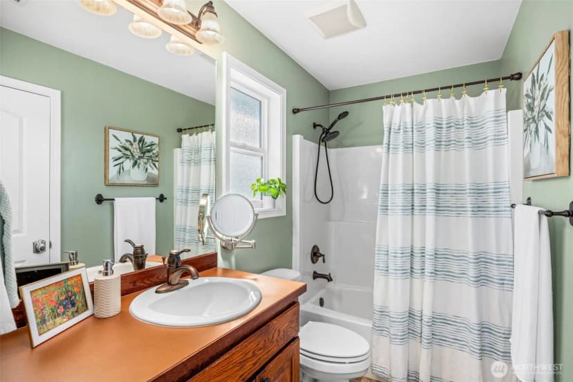Property photo for 4455 Lakeview Court Nw, Bremerton photo 30