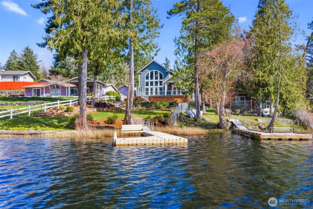 Property photo for 4455 Lakeview Court Nw, Bremerton photo 2