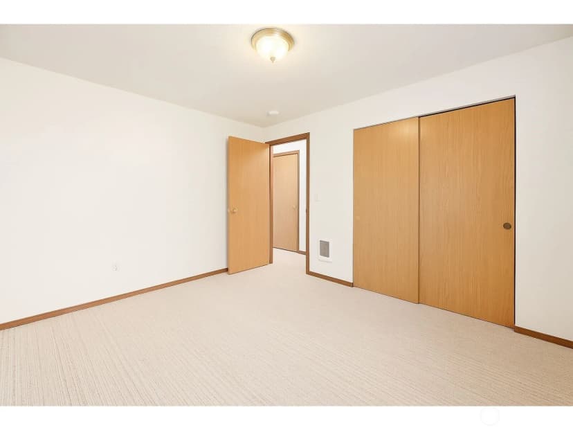 Property photo for 280 E Clonakilty Drive, Shelton photo 11