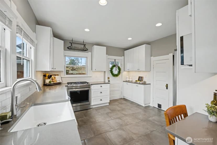 Property photo for 3225 N 20th Street, Tacoma photo 13