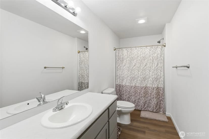 Property photo for 1259 Theo Way, Rock Island photo 15
