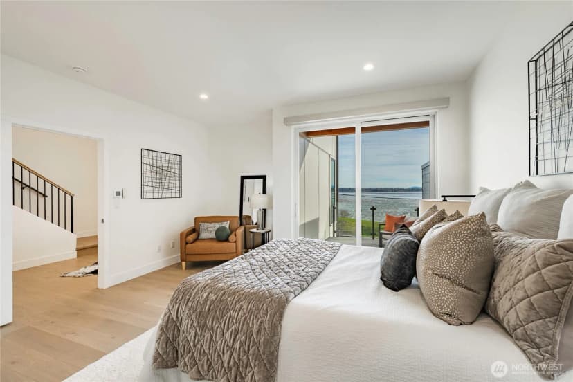 Property photo for 1553 Mitchell Avenue #3, Blaine photo 21